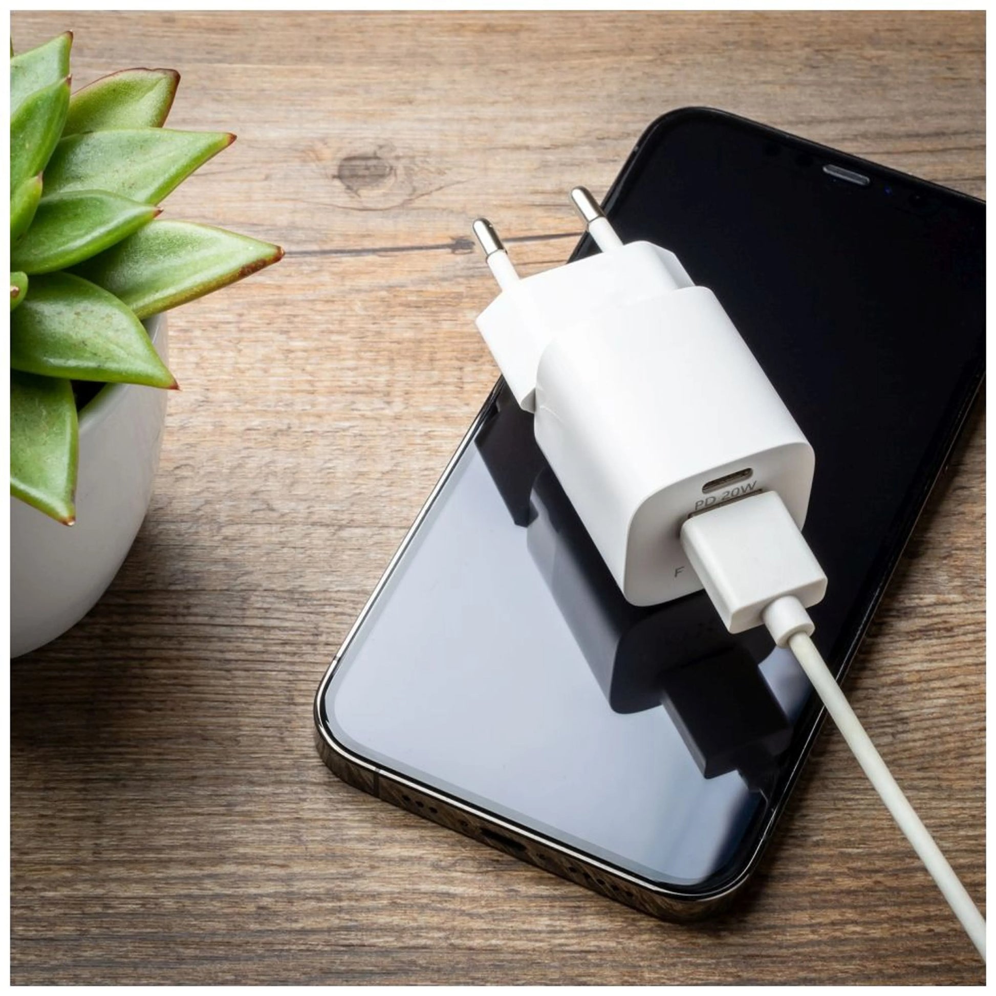 Síťová nabíječka FIXED Mini s USB-C a USB výstupem, podpora PD a QC 3.0, 20W, bílá - FIXED