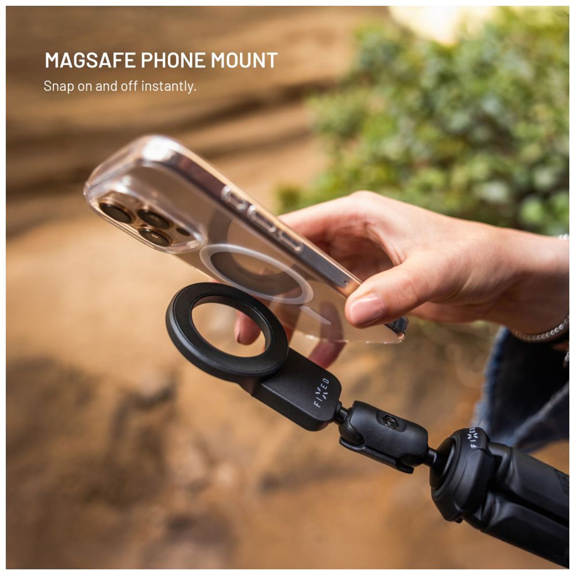 1/4" Magnetický Držák na telefon FIXED, s podporou MagSafe, 1/4" závit, černý - FIXED