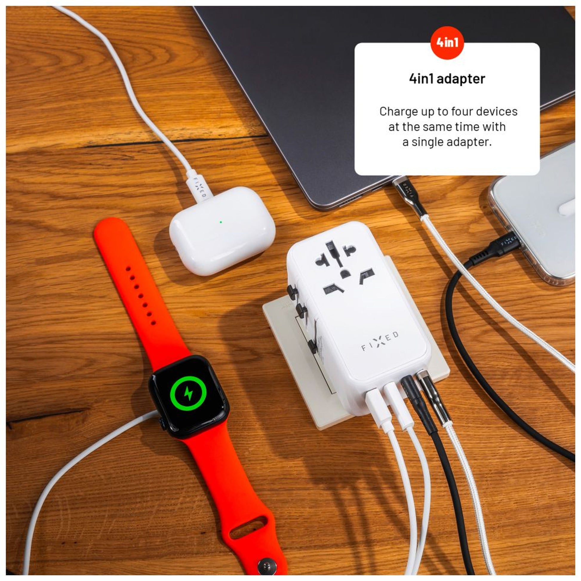 Cestovní adaptér FIXED Voyager 120W pro EU, UK a USA/AUS, s 3xUSB-C a 1xUSB výstupem, GaN, PD 120W, bílý - FIXED