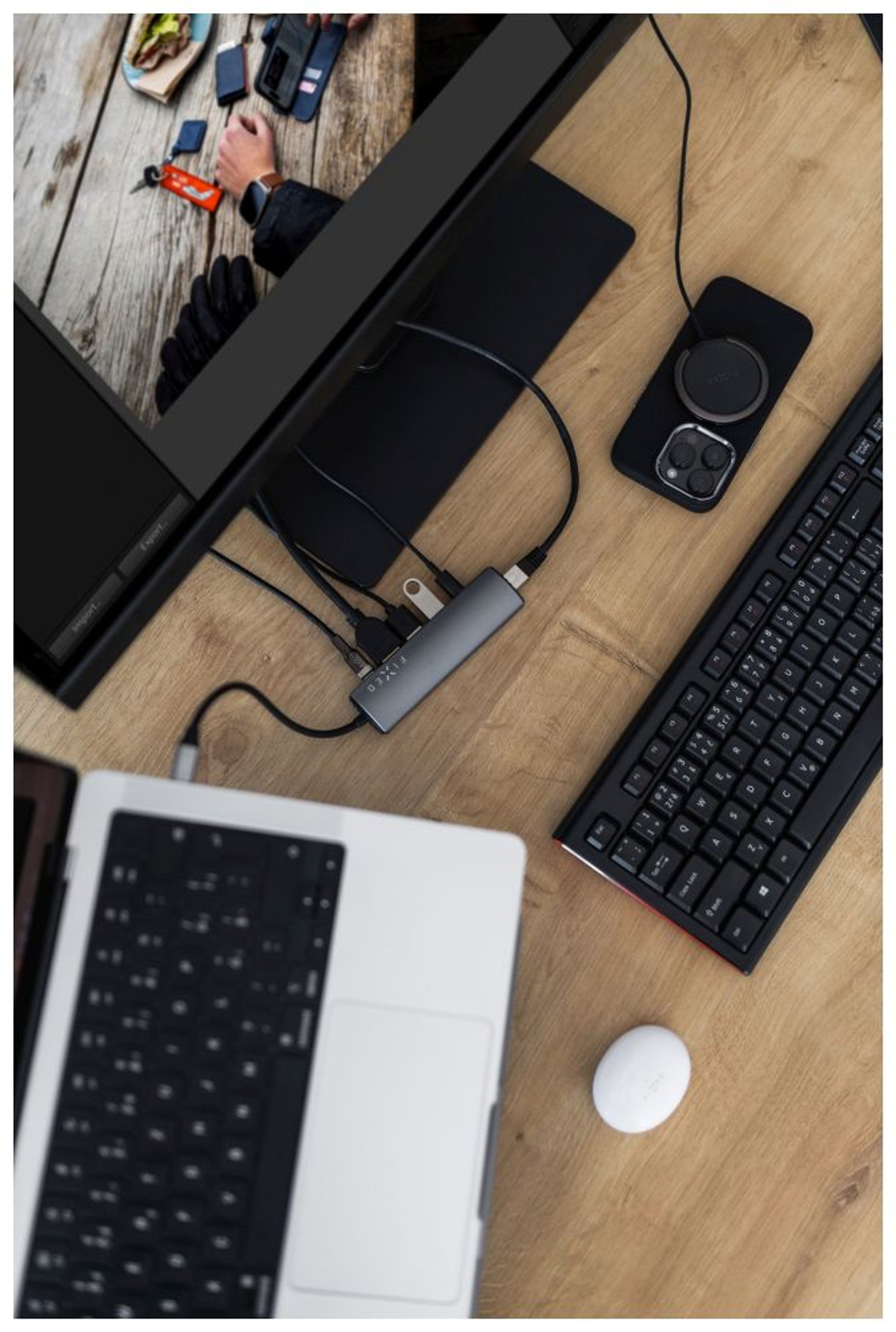 6-portový hliníkový USB-C FIXED HUB Pro, pro notebooky a tablety, šedý - FIXED