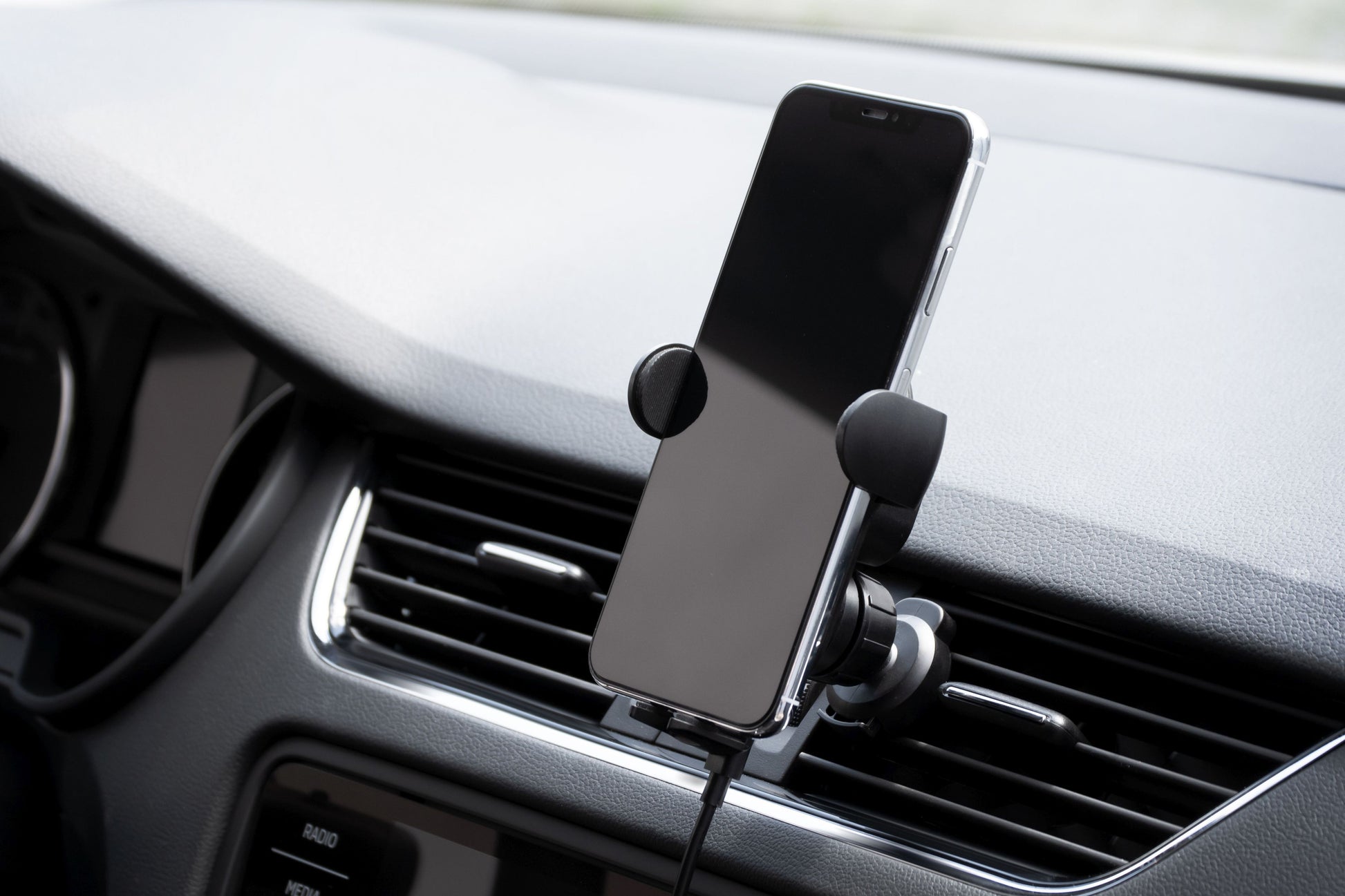 Automatický držák do auta s rychlým bezdrátovým nabíjením FIXED Matic, 15W, černý - FIXED