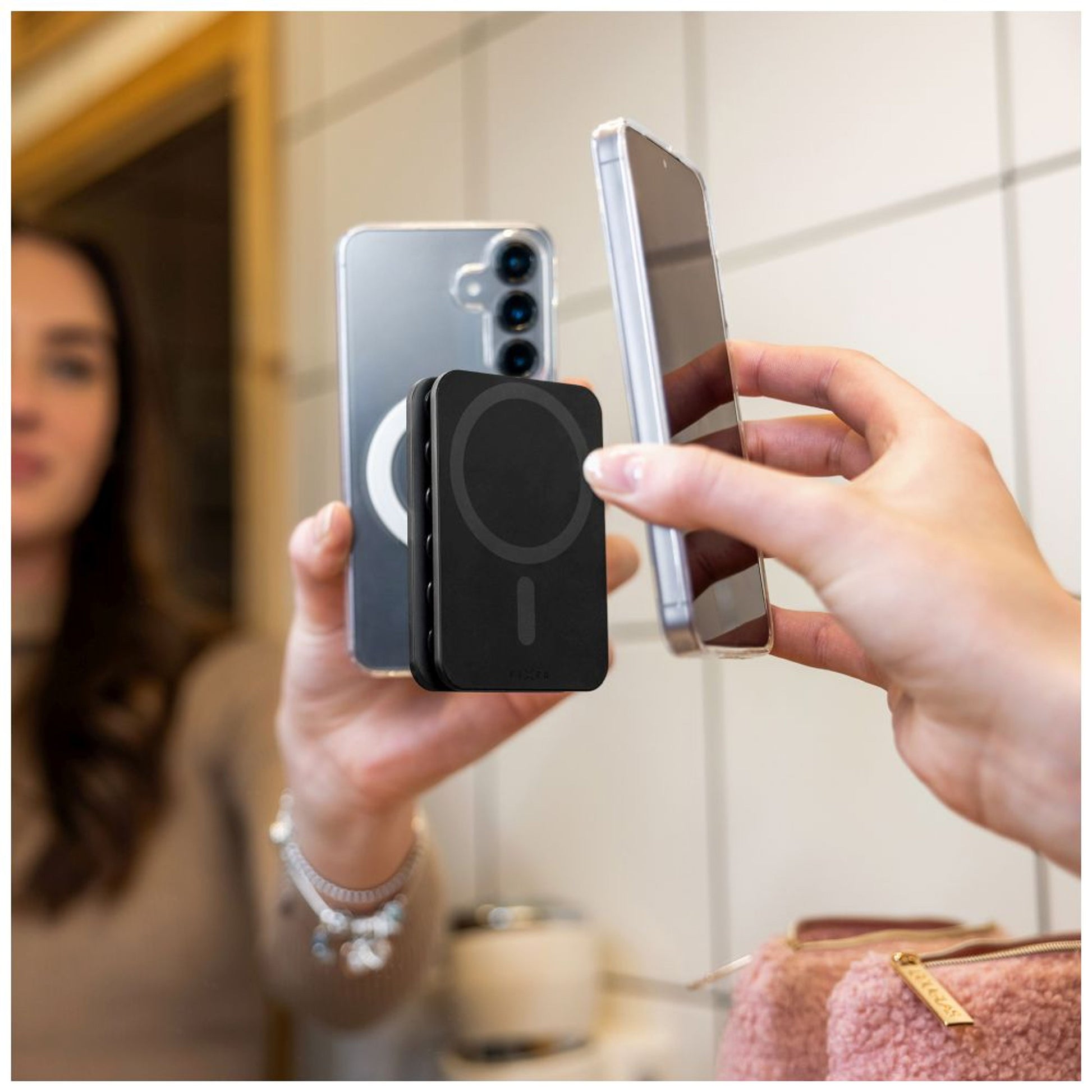 MagSafe držák s přísavkami FIXED MagMate, černý - FIXED