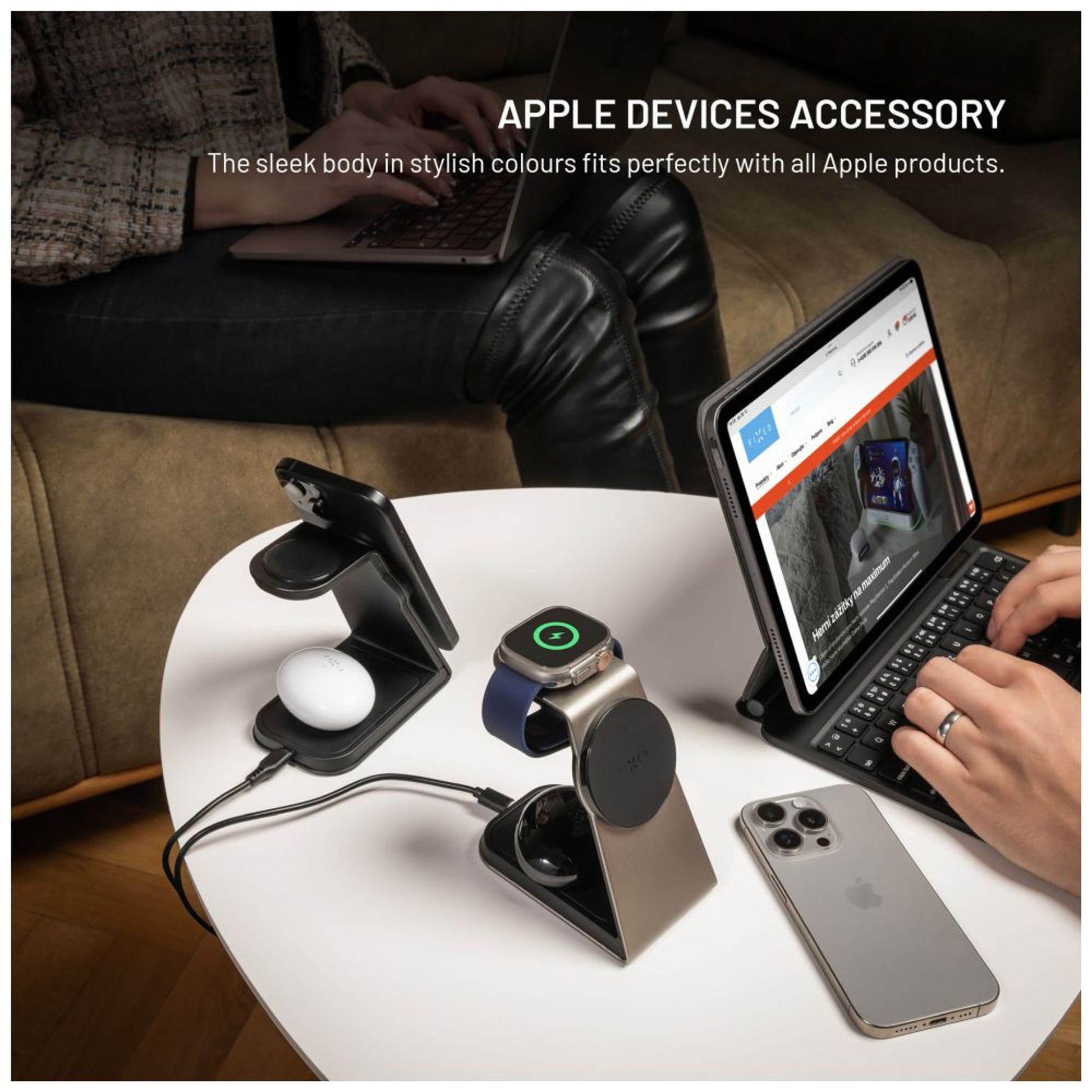 Stojánek s bezdrátovým nabíjením 3v1 FIXED MagPowerstation Alu 2 s podporou MagSafe, 15W+3.5W+2.5W, Qi2, černý - FIXED