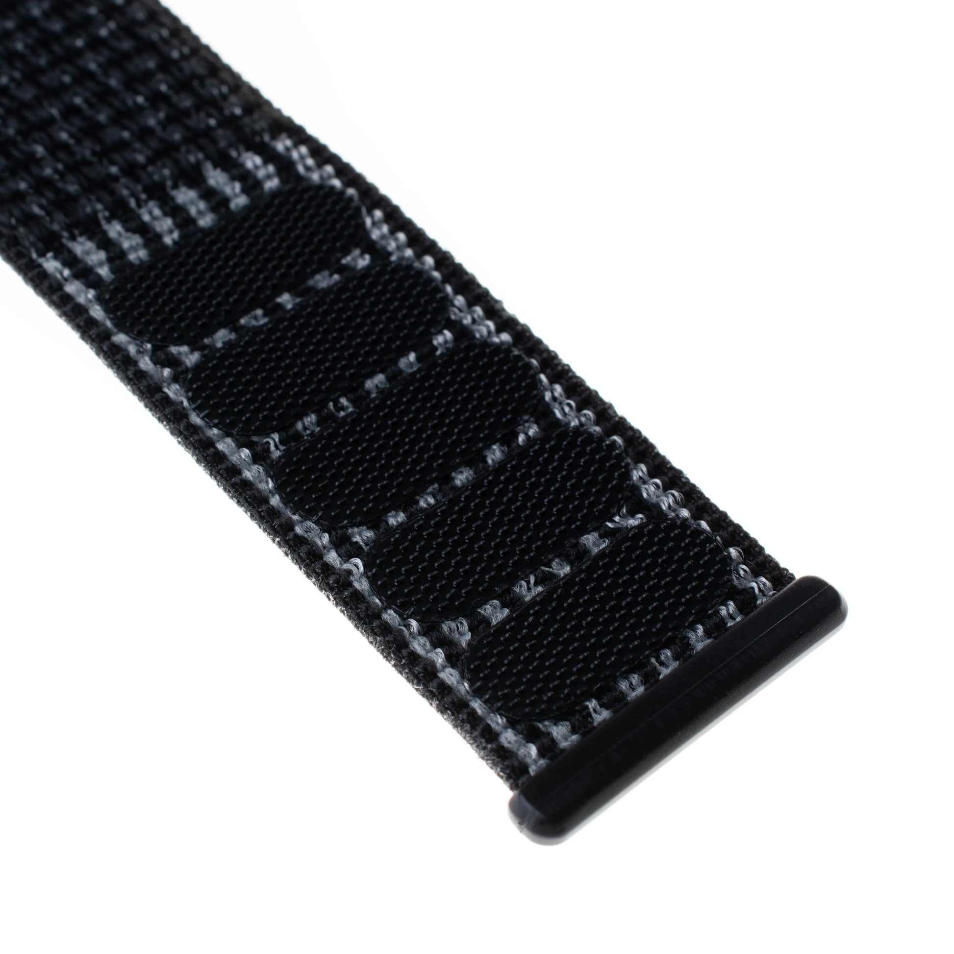 Nylonový řemínek FIXED Nylon Strap pro Apple Watch 38/40/41mm, reflexně černý - FIXED