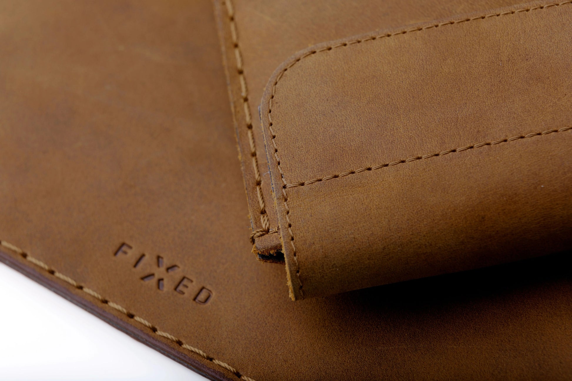 Kožené pouzdro FIXED Oxford pro Apple iPad 9,7" (2016/2017/2018), iPad Air, IPad Air 2, iPad Pro 9,7" (2016), hnědé - FIXED