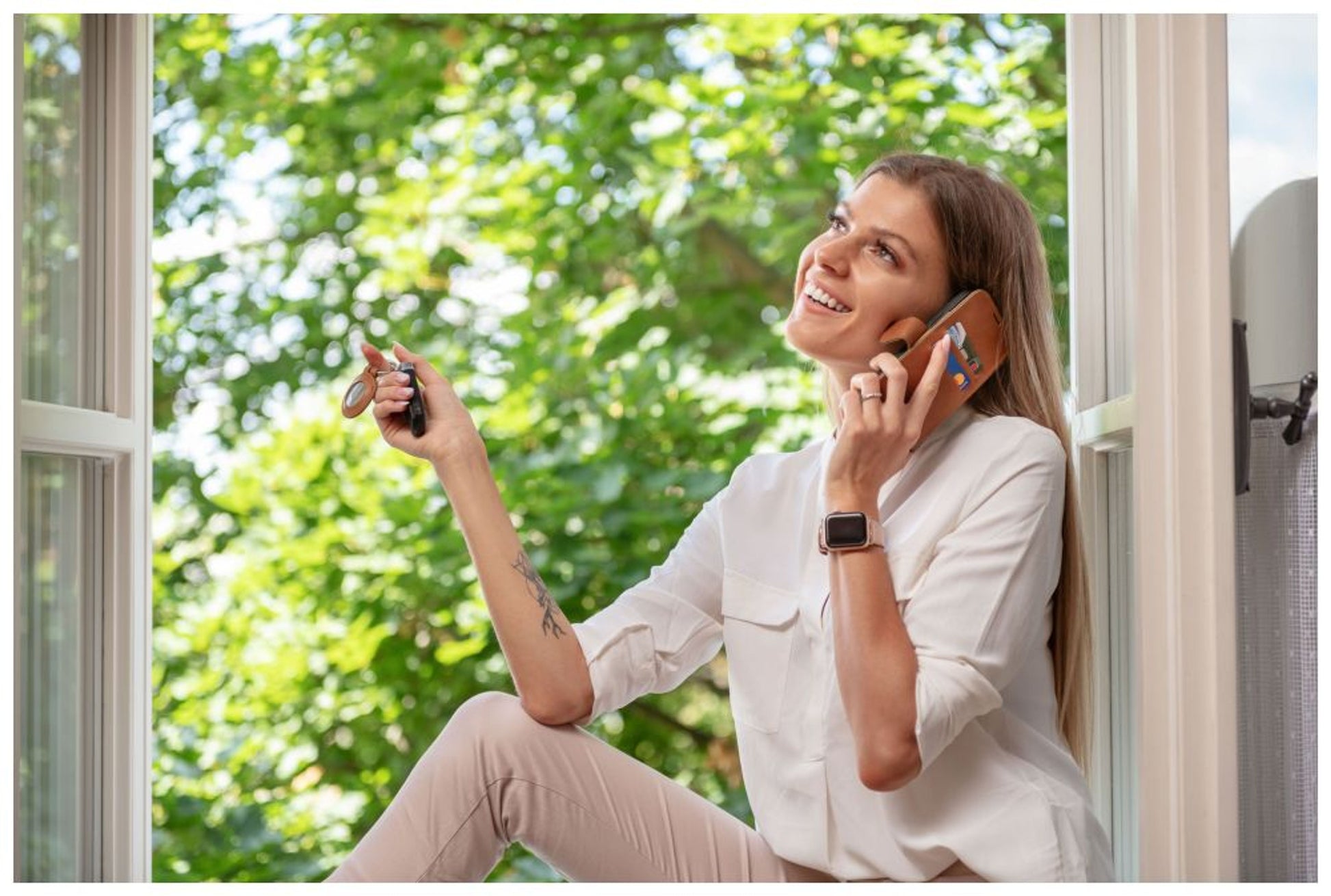 Kožené pouzdro typu kniha FIXED ProFit pro Apple iPhone 14, hnědé - FIXED