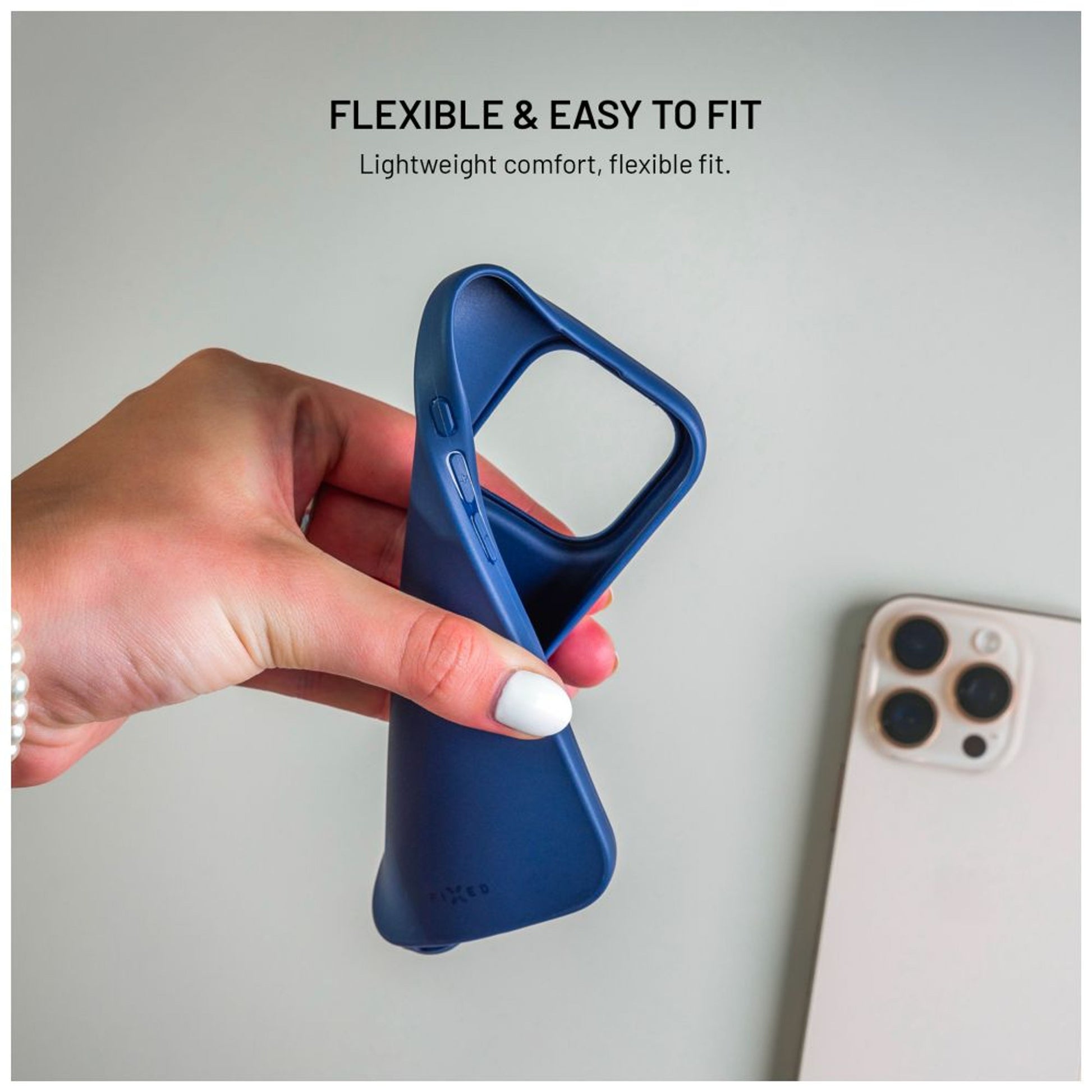 Zadní pogumovaný kryt FIXED Story pro Apple iPhone 17 Pro, modrý - FIXED