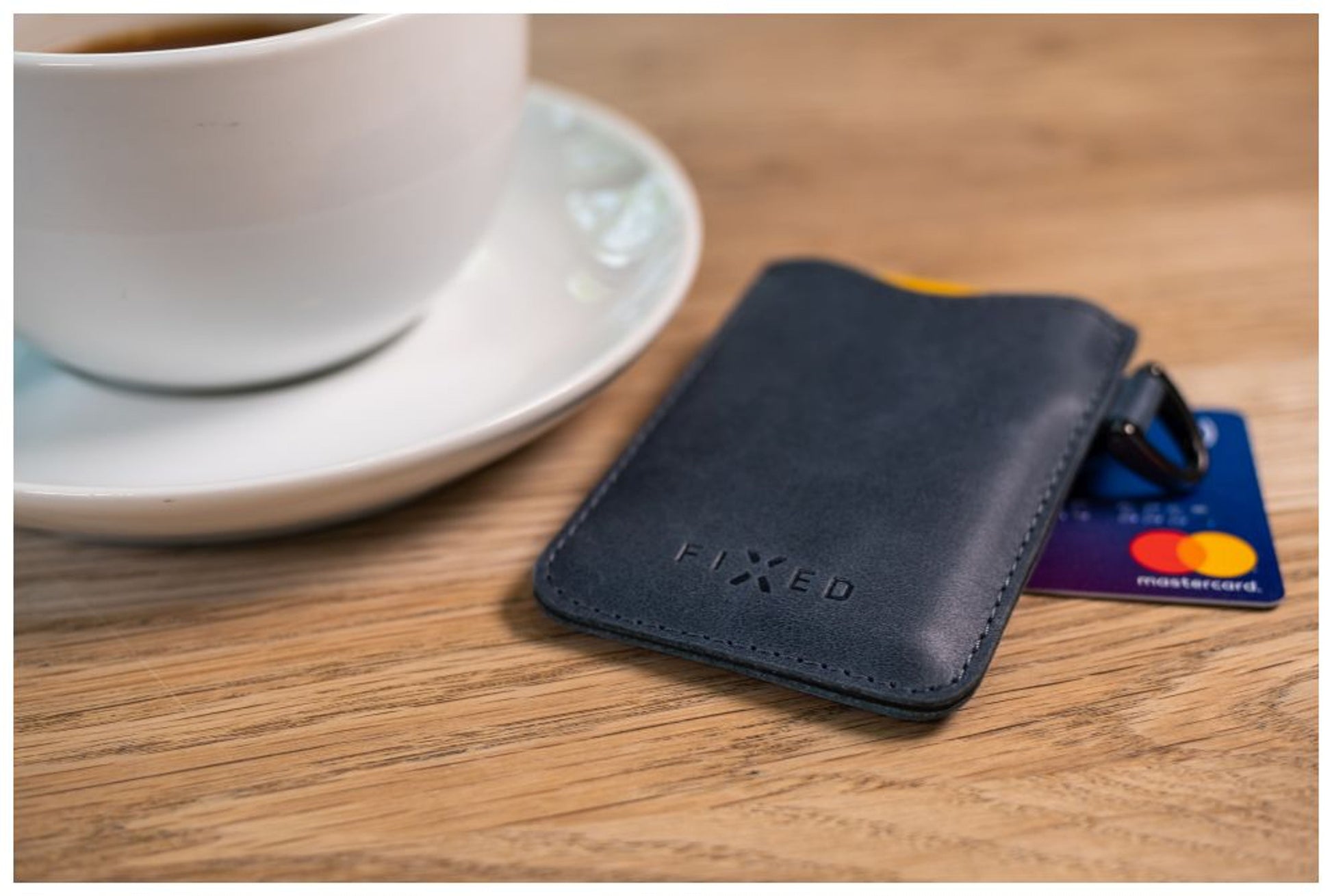Kožené pouzdro na karty FIXED Cards, modré - FIXED