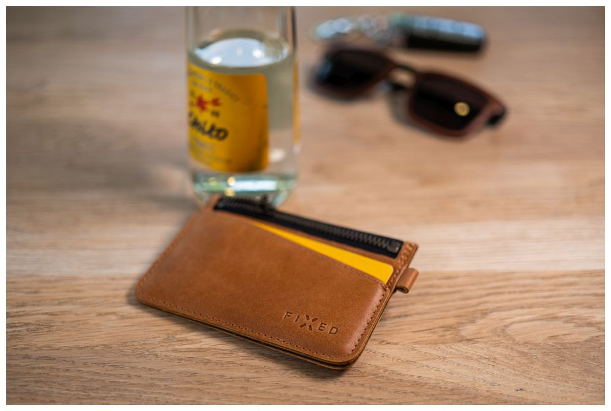 Kožená peněženka FIXED Coins, hnědá - FIXED