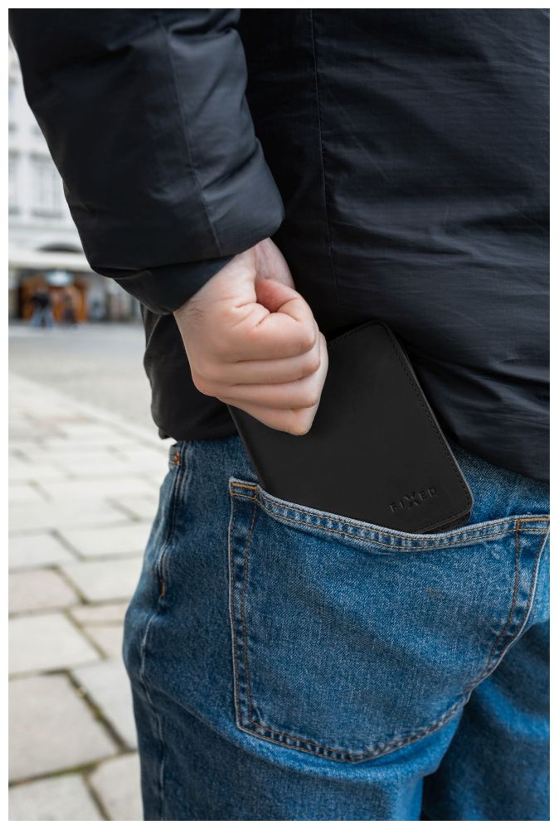 Kožená peněženka FIXED Classic Wallet z pravé hovězí kůže, černá - FIXED