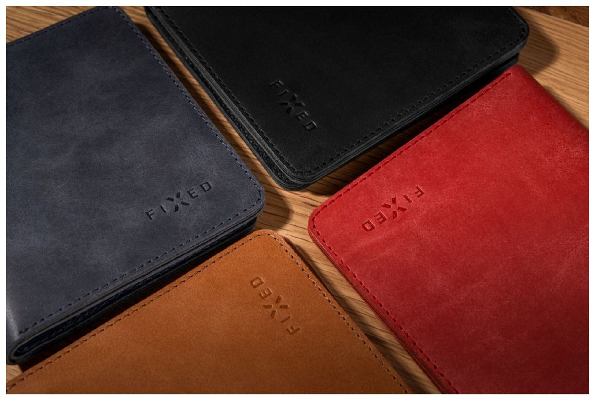 Kožená peněženka FIXED Classic Wallet z pravé hovězí kůže, černá - FIXED