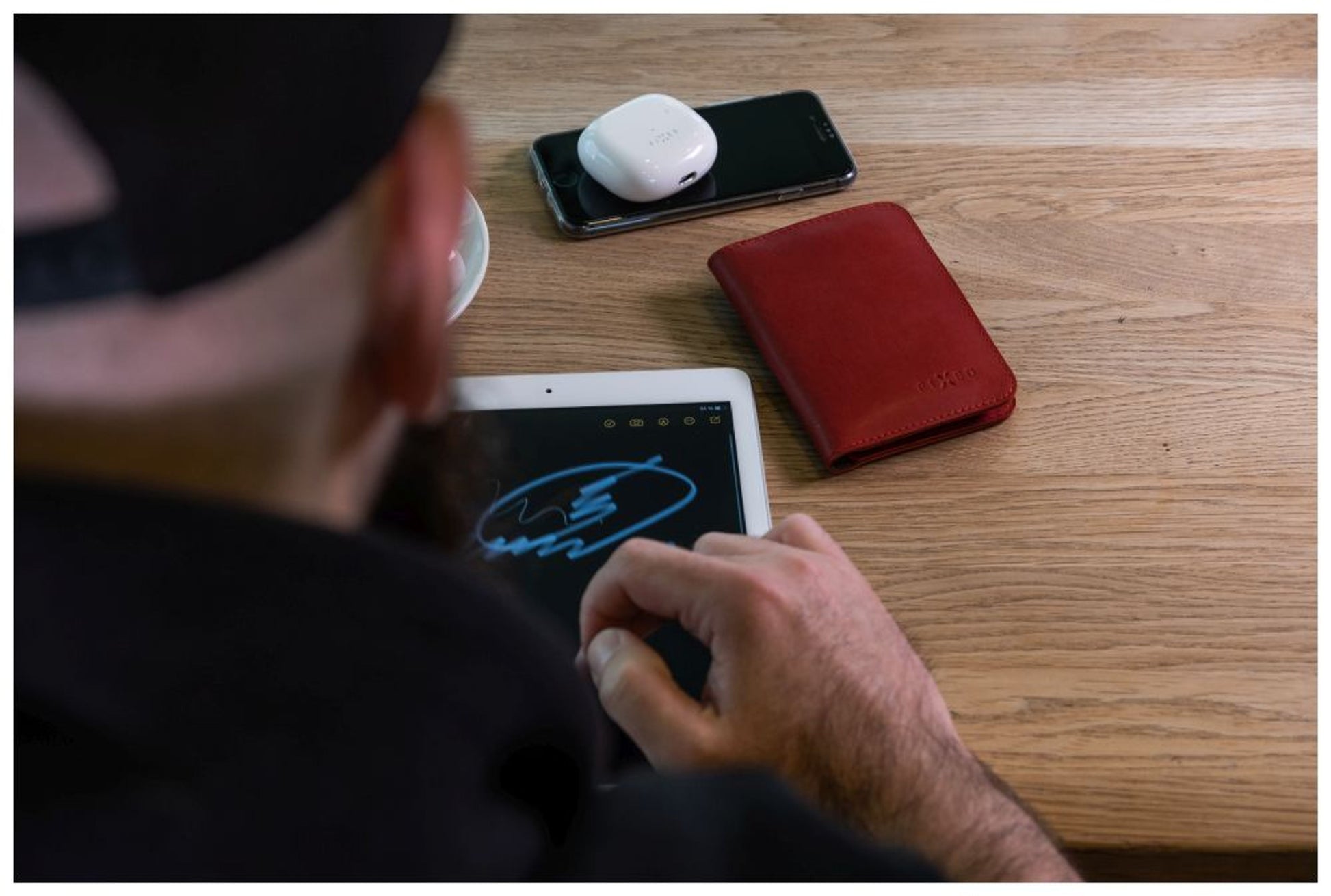 Kožená peněženka FIXED Wallet XL, červená - FIXED