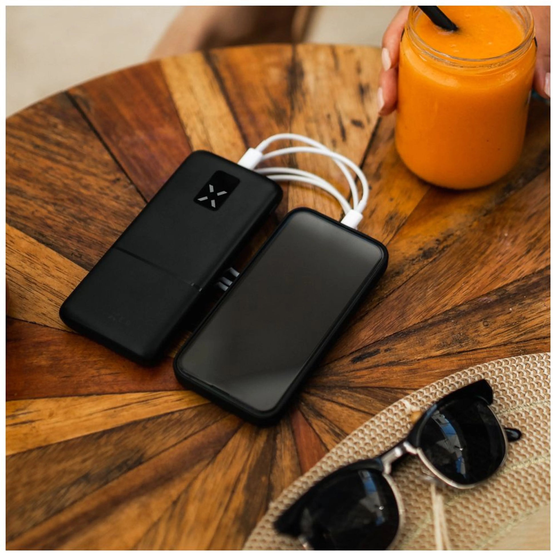 Powerbanka FIXED Zen 10 s LCD displejem a výstupem PD 20W, 10 000 mAh, černá - FIXED